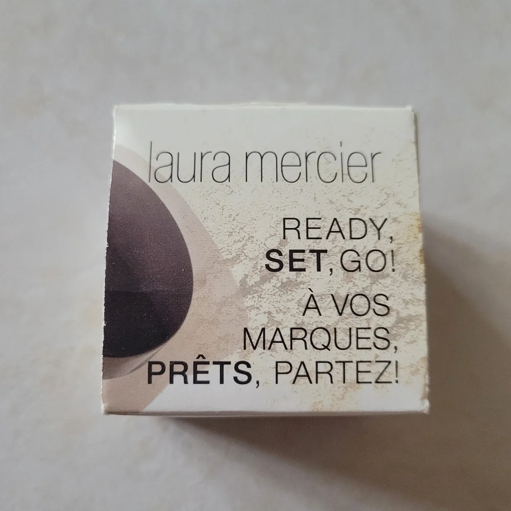 Laura Mercier Delux Mini Translucent Loose Setting Powder & Velour Puff New